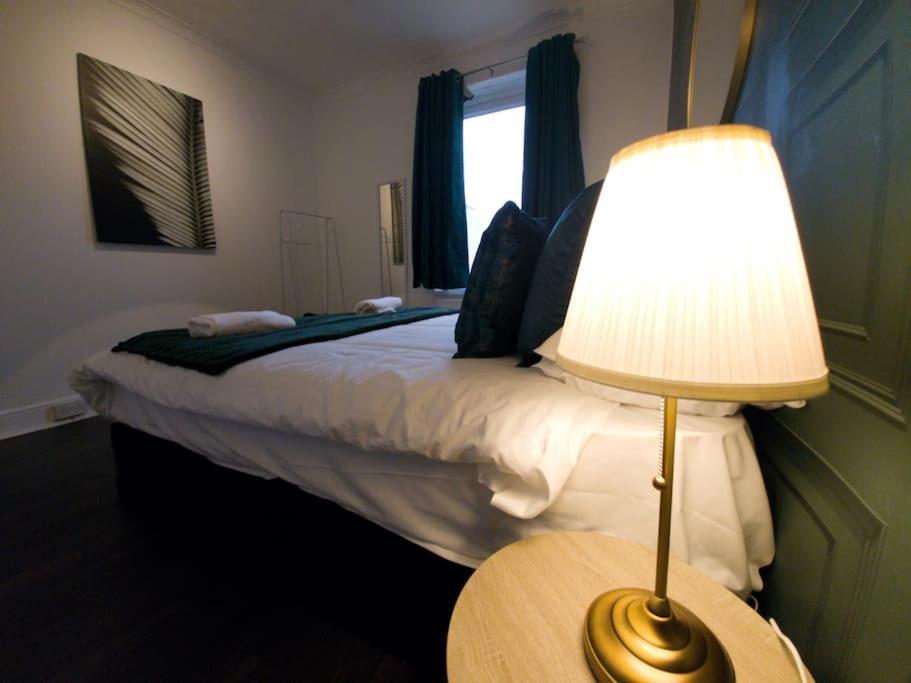 King Bed By Promise Apartment *
